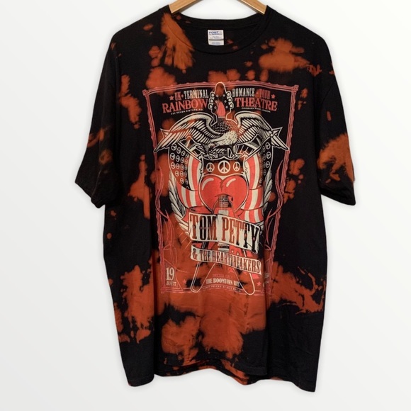 Tops - Tom Petty🎸| Custom Tie-dye Graphic Tee